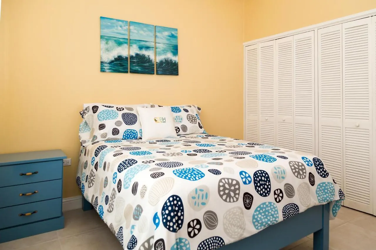 Choose To Be Happy At The Westbury - Two Bedroom Apartment Kingston