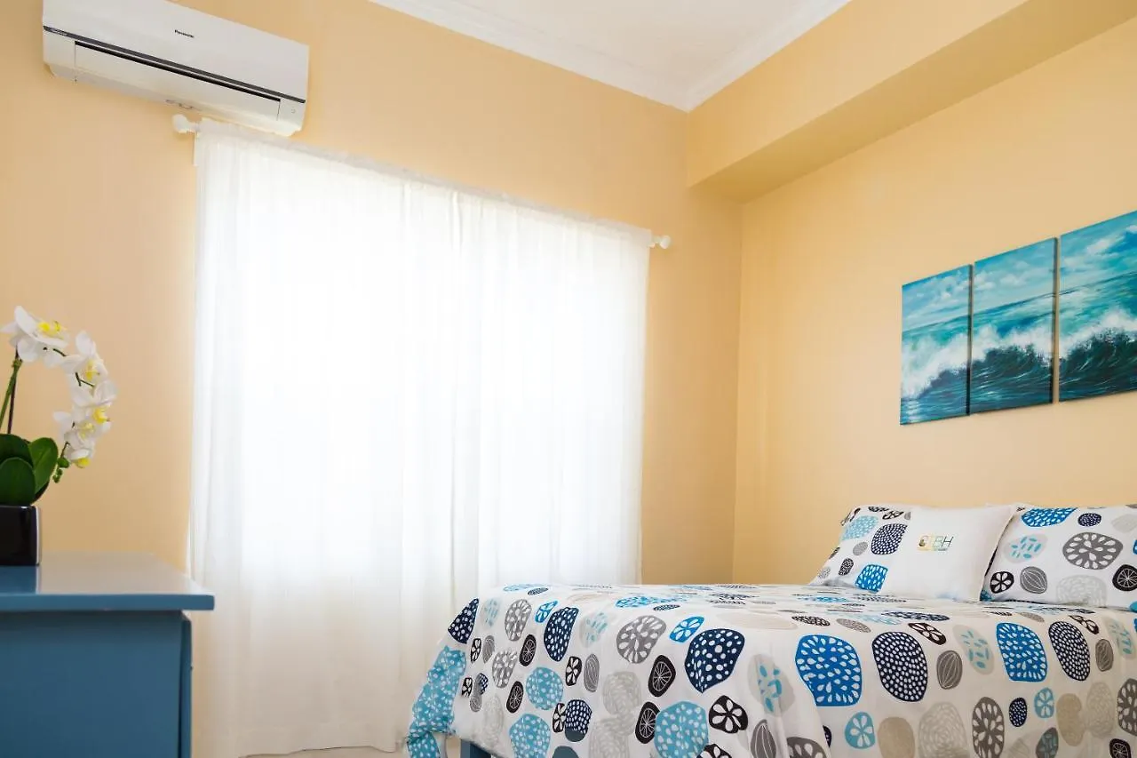 Choose To Be Happy At The Westbury - Two Bedroom Apartment Kingston 0*,