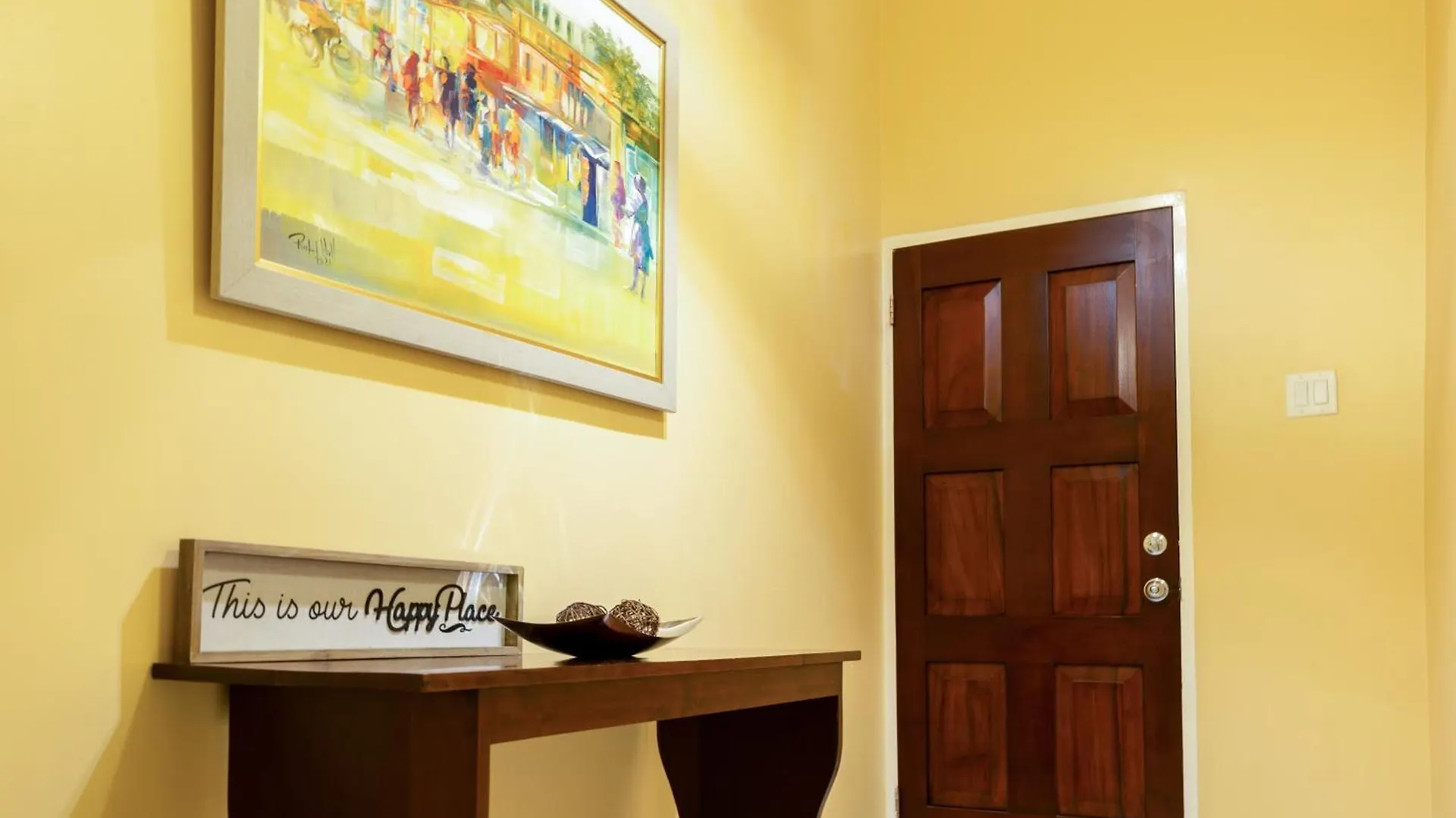 Choose To Be Happy At The Westbury - Two Bedroom Apartment Kingston Jamaica